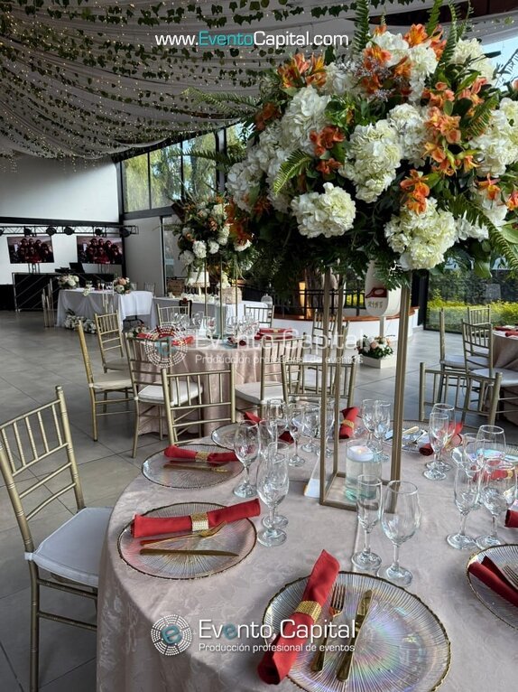 BODA SALON DECORACION CENTRO DE MESA PLATOS BASE (3)