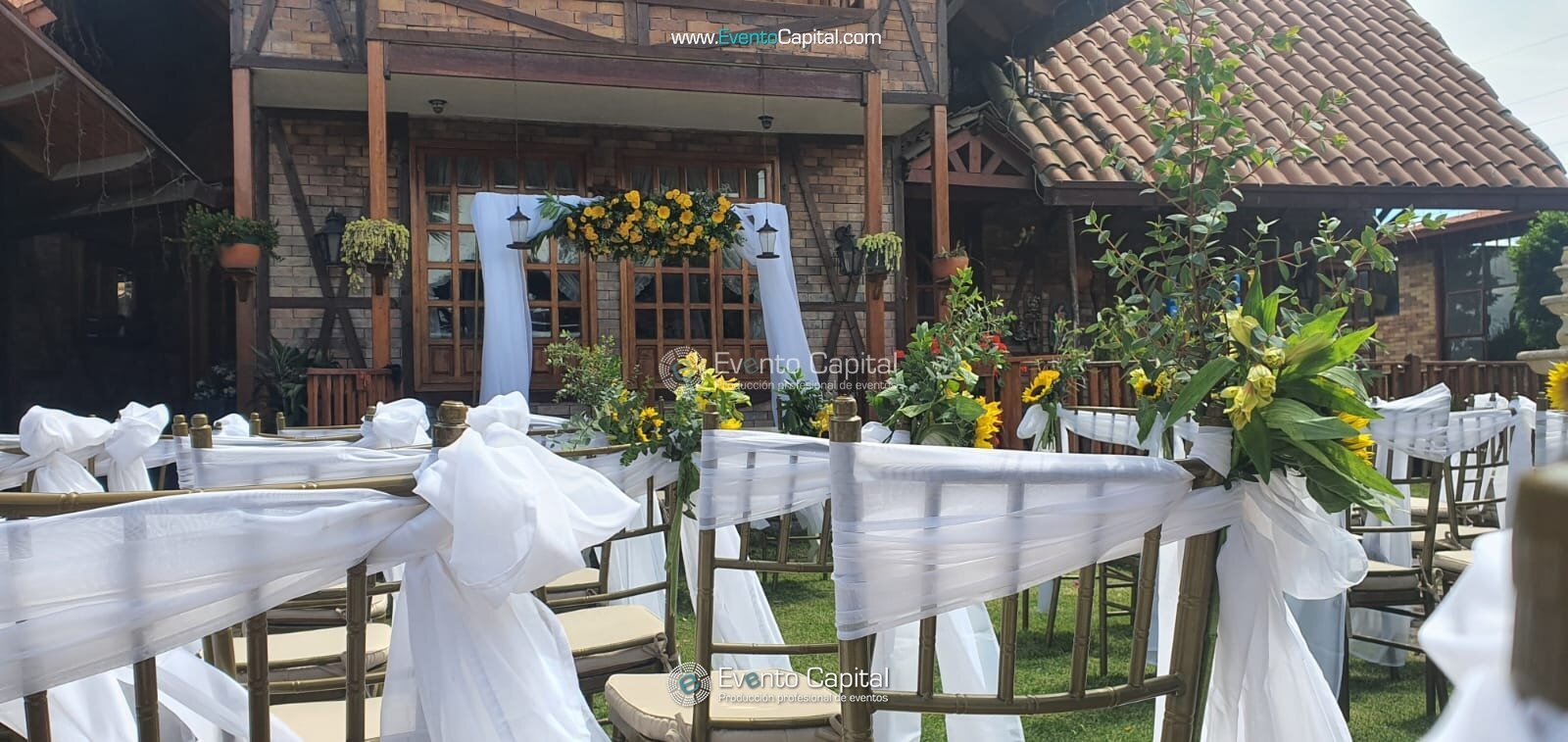 Boda Campestre Amarillo Girasol Silla Tiffany Dorada Velo Muselina Decoracion Iglesia Arco Flores Velo (1)
