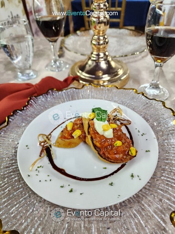 CARTA MENU SERVICIO BUFFET EN BOGOTA PLATO GOURMET PLAN DELUXE CENA PARA BODAS QUINCE AÑOS EVENTOS EN BOGOTA (36)