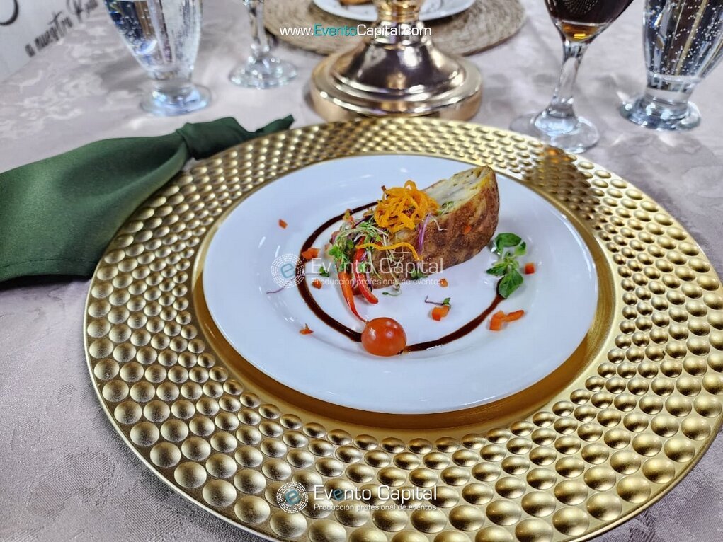CARTA MENU SERVICIO BUFFET EN BOGOTA PLATO GOURMET PLAN DELUXE CENA PARA BODAS QUINCE AÑOS EVENTOS EN BOGOTA (37)