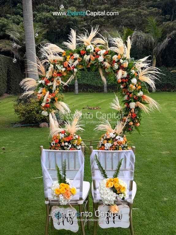 DECORACION IGLESIA BODA CAMPESTRES PLANES PARA BODAS SILLA TIFFANY (1)