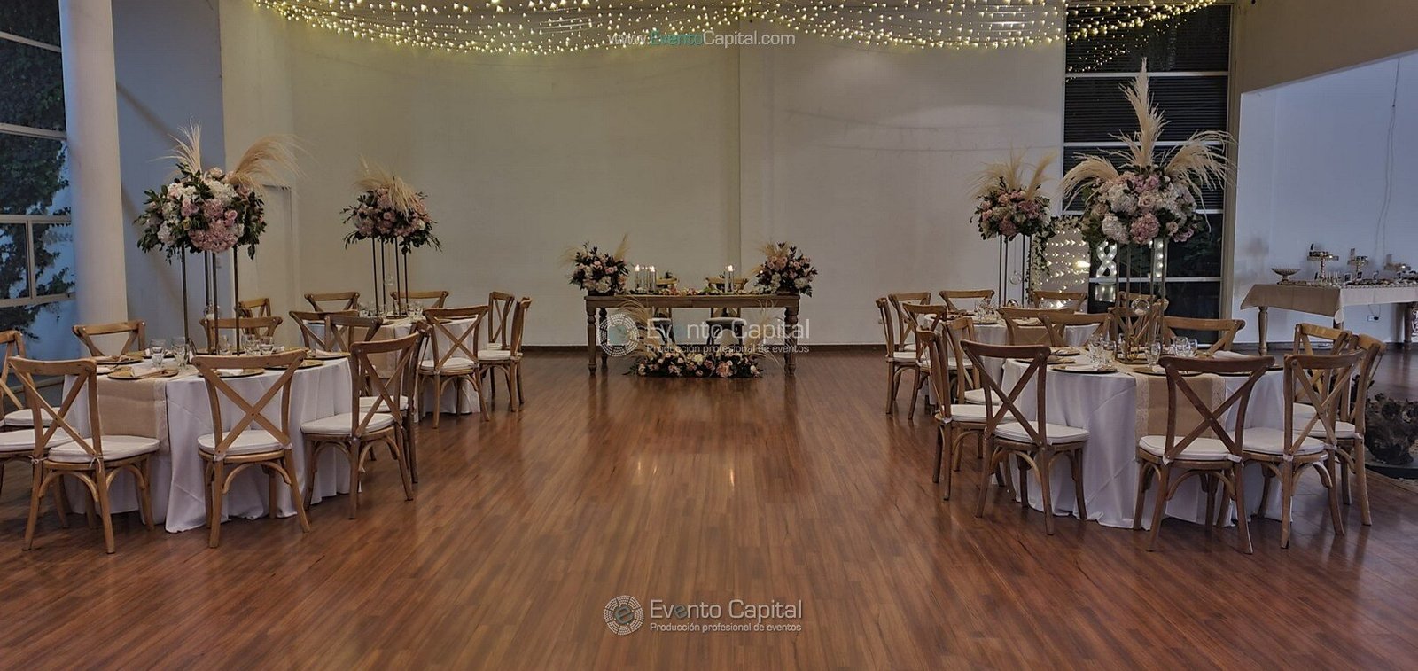 Decoracion Boda Sillas Crossback Centros De Mesa Torta Ponque (6)