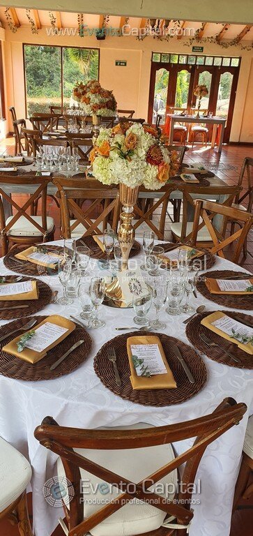 Plato Base En Ratan Y Candelabro Centro De Mesa Silla Crossback Manteleria D (6)
